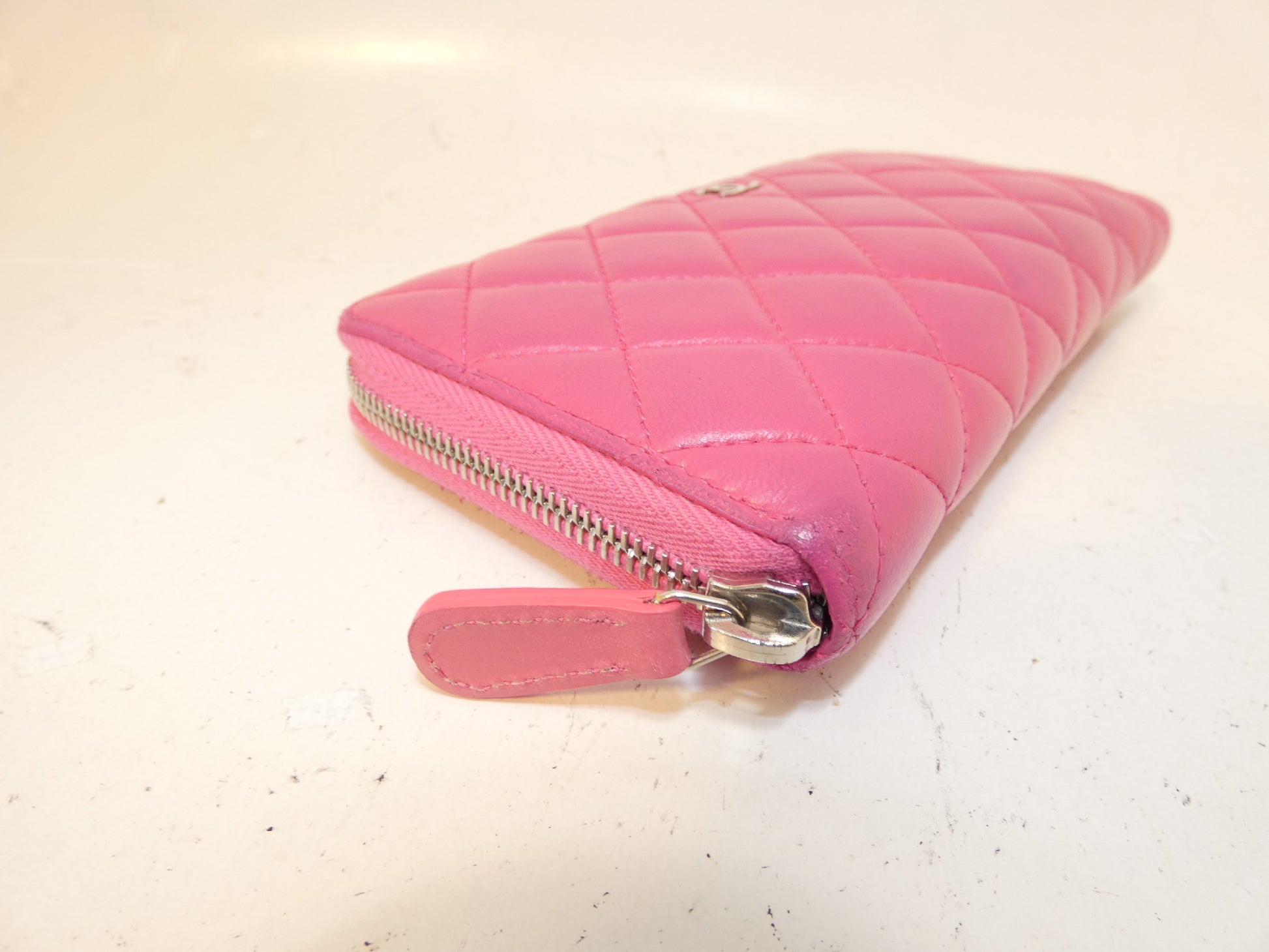 CHANEL Coco Matelasse Round Zipper Long Wallet