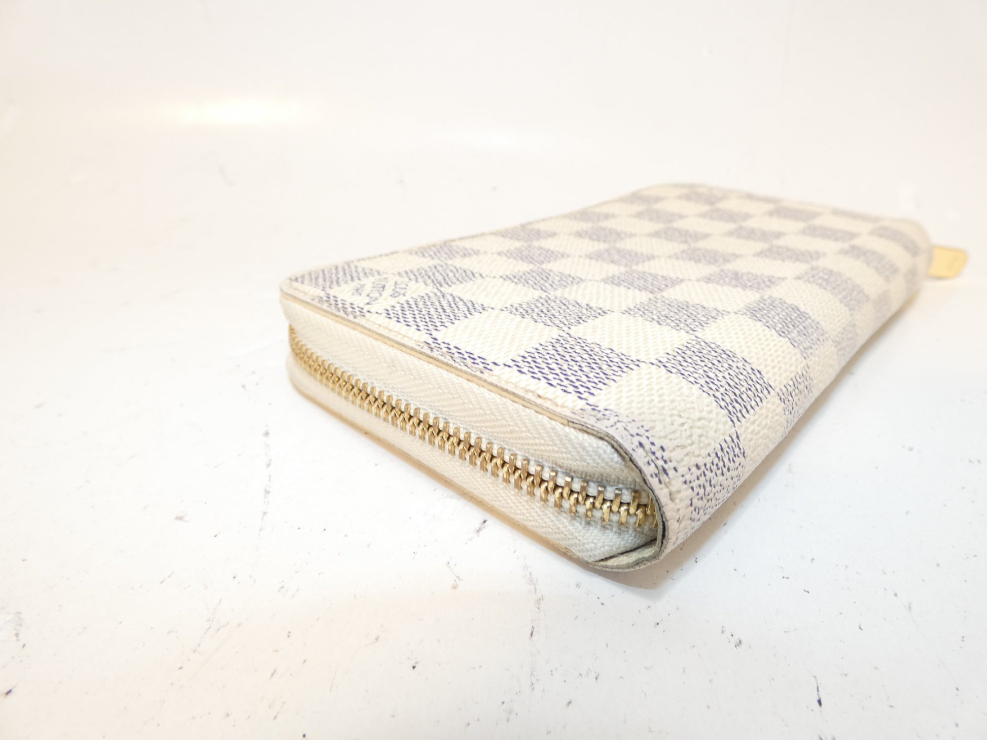 LOUIS VUITTON Damier Azur Zippy Long Wallet