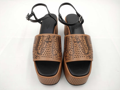 HERMES HERMES Sandals Cervera 35 Natural x Black Vaux Amp Prime 2025SS/Perforated/Breed de Gala Eyeliner Perforet Size 37.5 Sandals