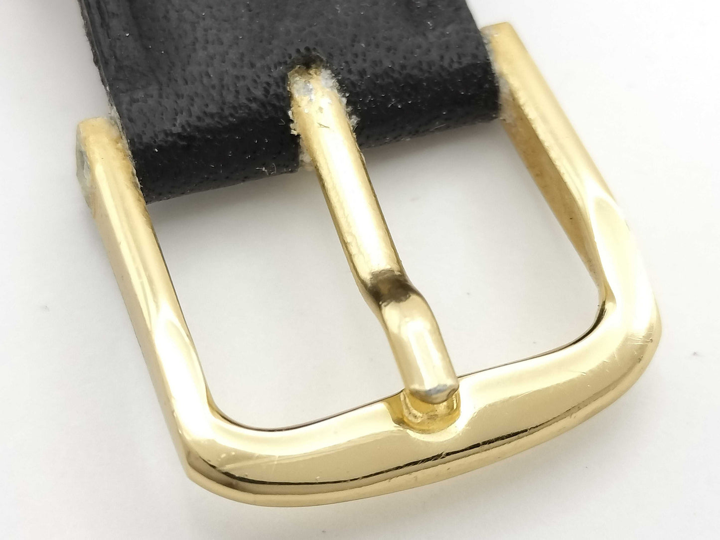 2C21-0120 810103 Quartz Women's Watch