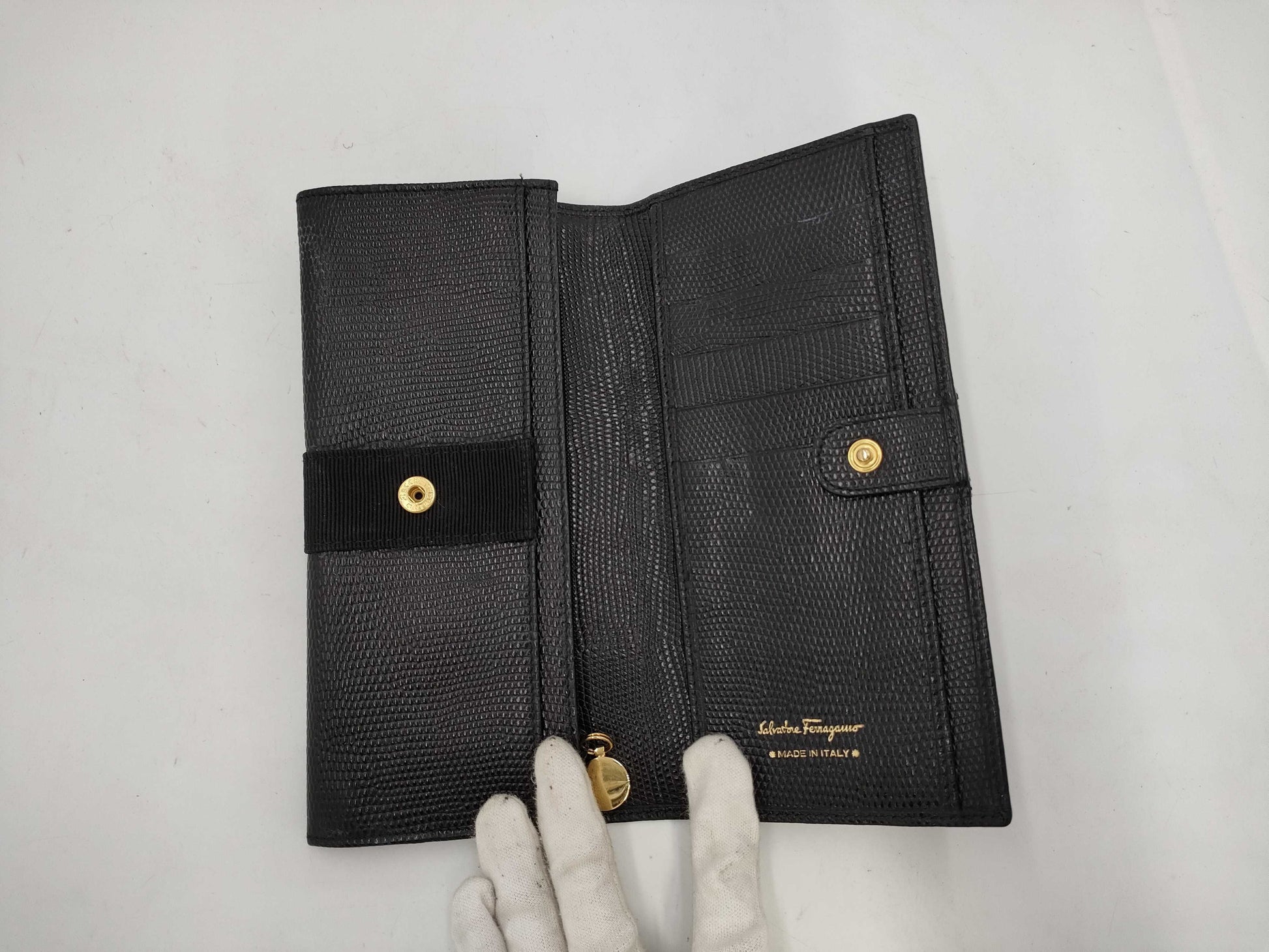 Salvatore Ferragamo wallet wallet