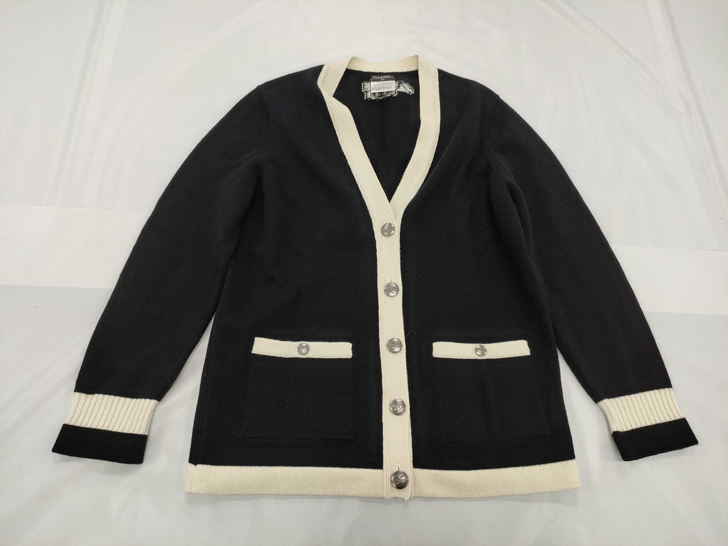 CHANEL Coco Button Black x White #44 Cardigan