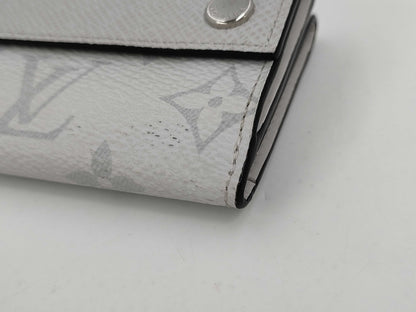 LOUIS VUITTON Taiga Rama Discovery Compact Wallet M67621 UB1189 Wallet