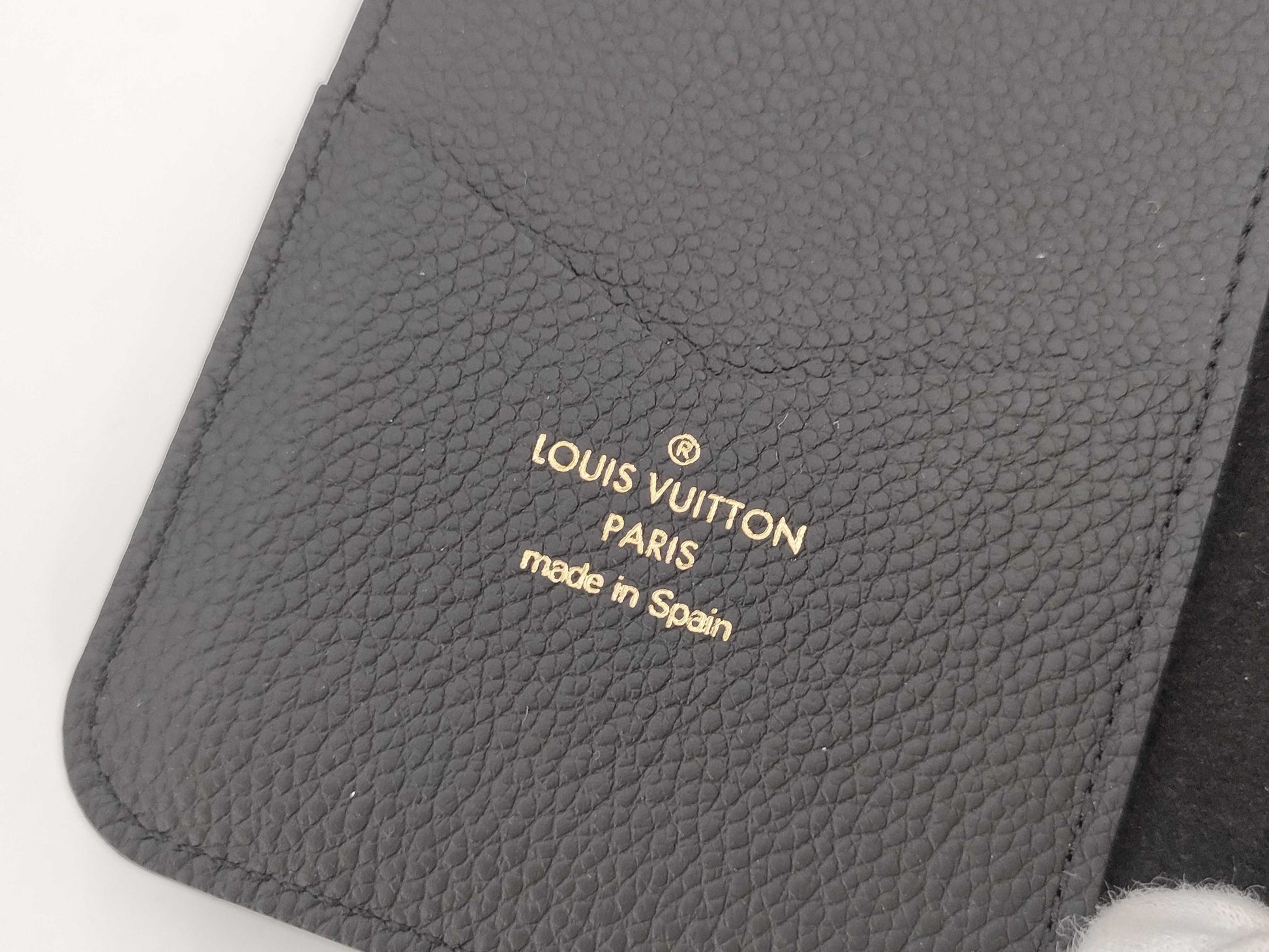 LOUIS VUITTON Monogram Empreinte Folio M68592 BC5109 Black Other Accessories