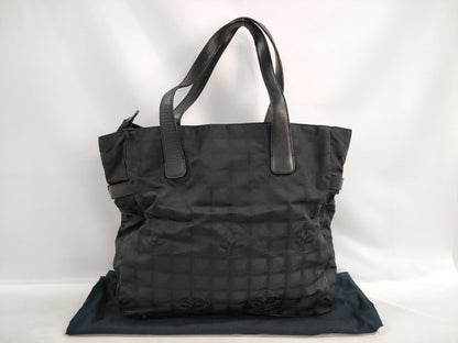 CHANEL New Travel Line Nylon and Leather Tote Bag, Black, No Warranty, 8521384