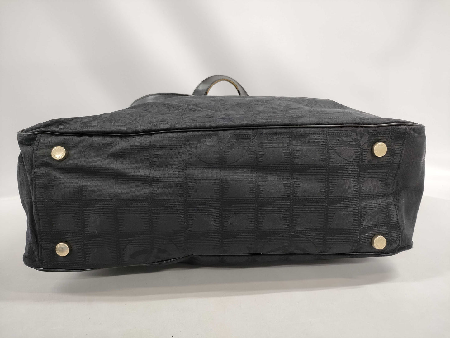 CHANEL New Travel Line Nylon and Leather Tote Bag, Black, No Warranty, 8521384