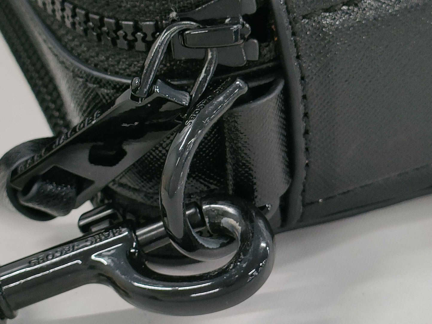 MARC JACOBS Snapshot Camera 2-Way Shoulder Bag