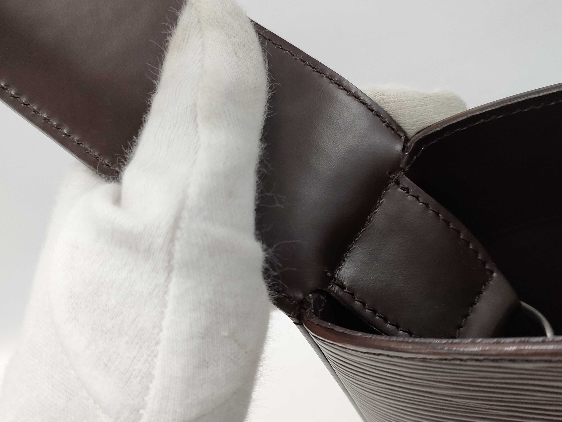 LOUIS VUITTON Epi Revry M5216D Tote Bag