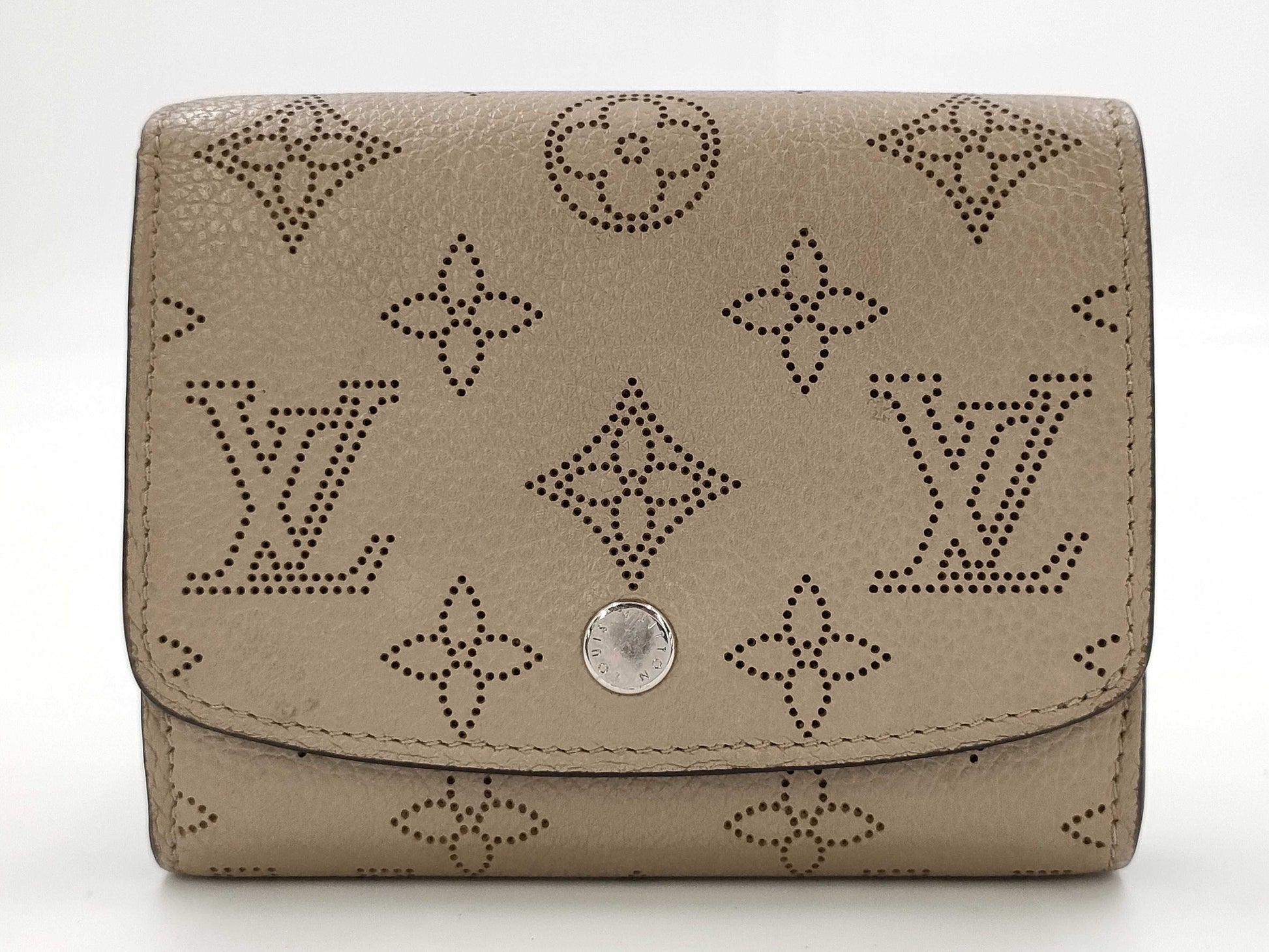 LOUIS VUITTON Louis Vuitton Mahina Portofeuil Iris Compact M62542 Galle Compact Wallet RFID Wallet