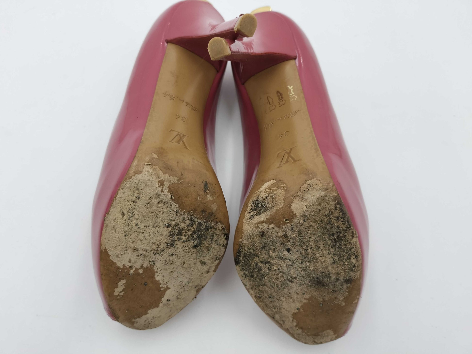 LOUIS VUITTON Enamel NL0191 34 Pumps