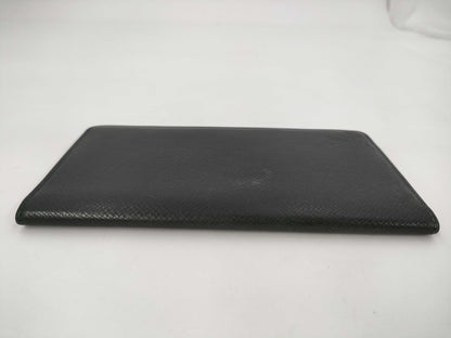 LOUIS VUITTON Taiga Long Wallet