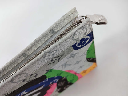 LOUIS VUITTON Monogram Louis Vuitton Pochette Voyage MM LV Portrait Monogram Leather Clutch Bag M82589