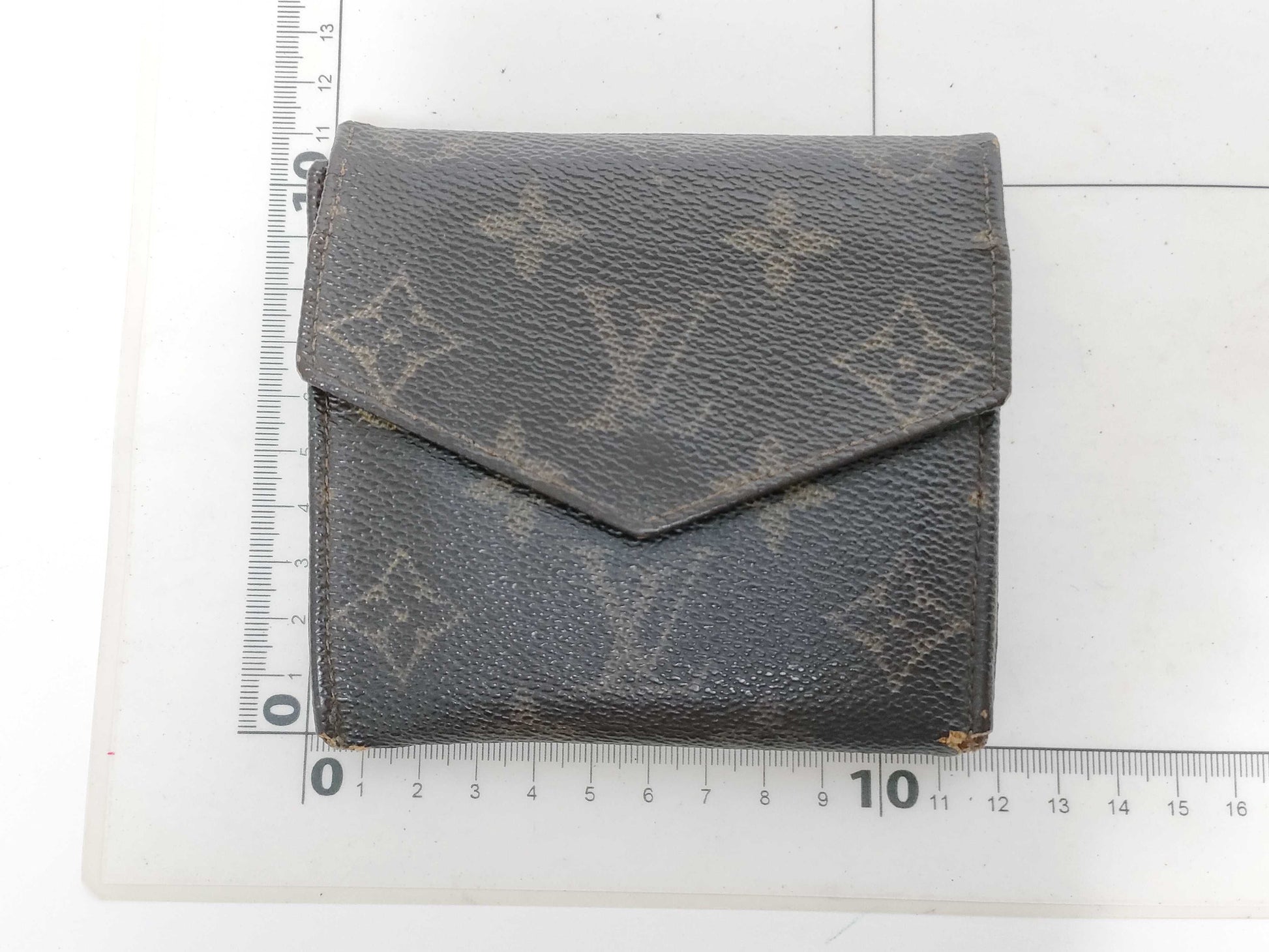 LOUIS VUITTON Monogram Louis Vuitton Monogram Porte Monnaie Carte Credit M61600 Wallet