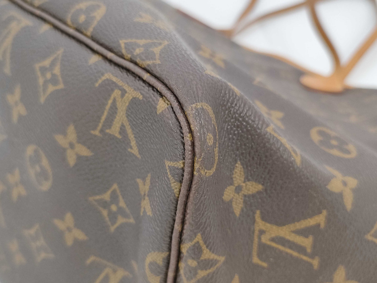 LOUIS VUITTON Vuitton Monogram Neverful Tote Bag