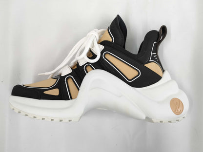 LOUIS VUITTON Arclight size 34.5 sneakers