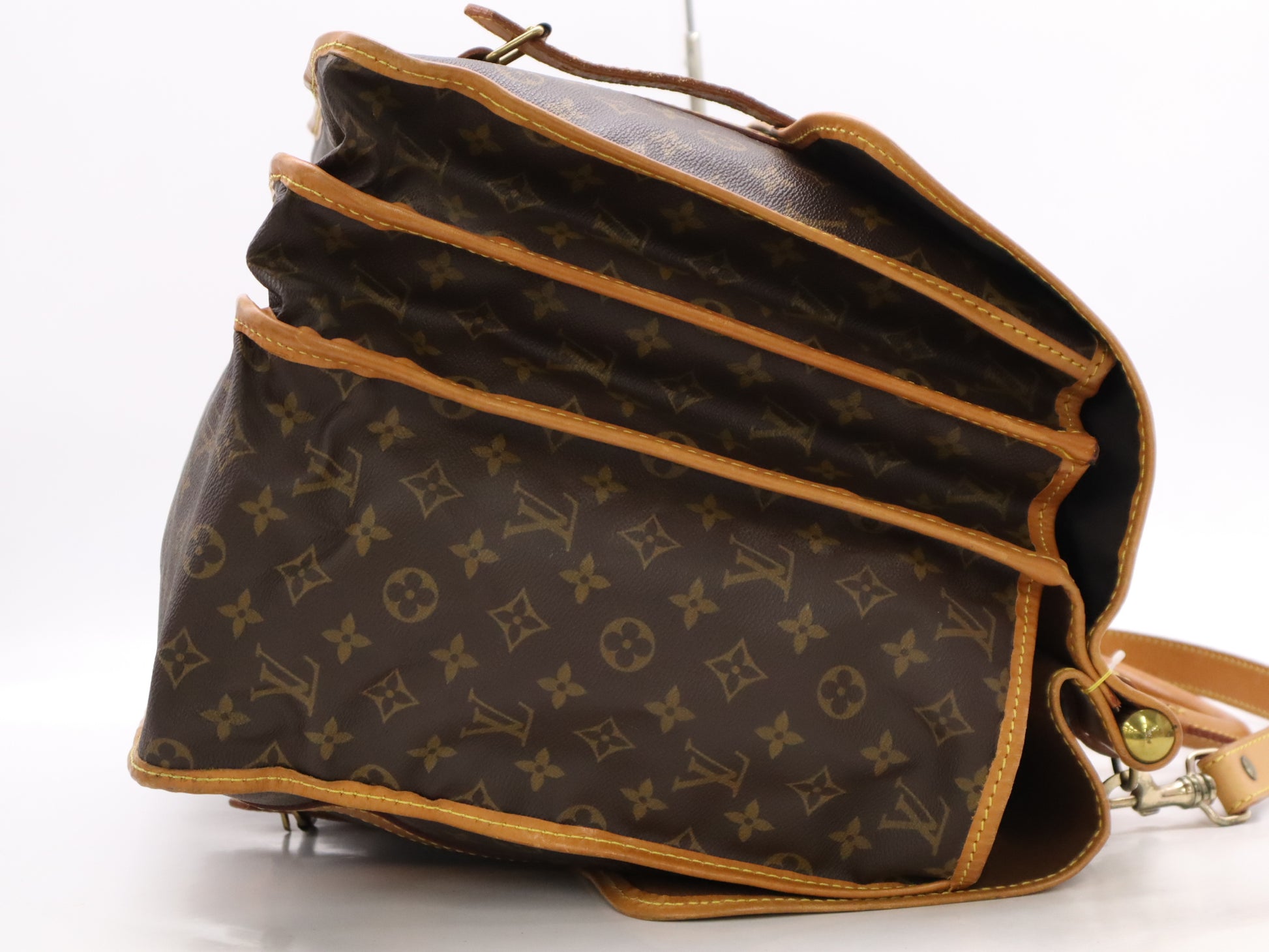 LOUIS VUITTON M58122 Monogram Sack Klebert Tote Bag with Shoulder Strap
