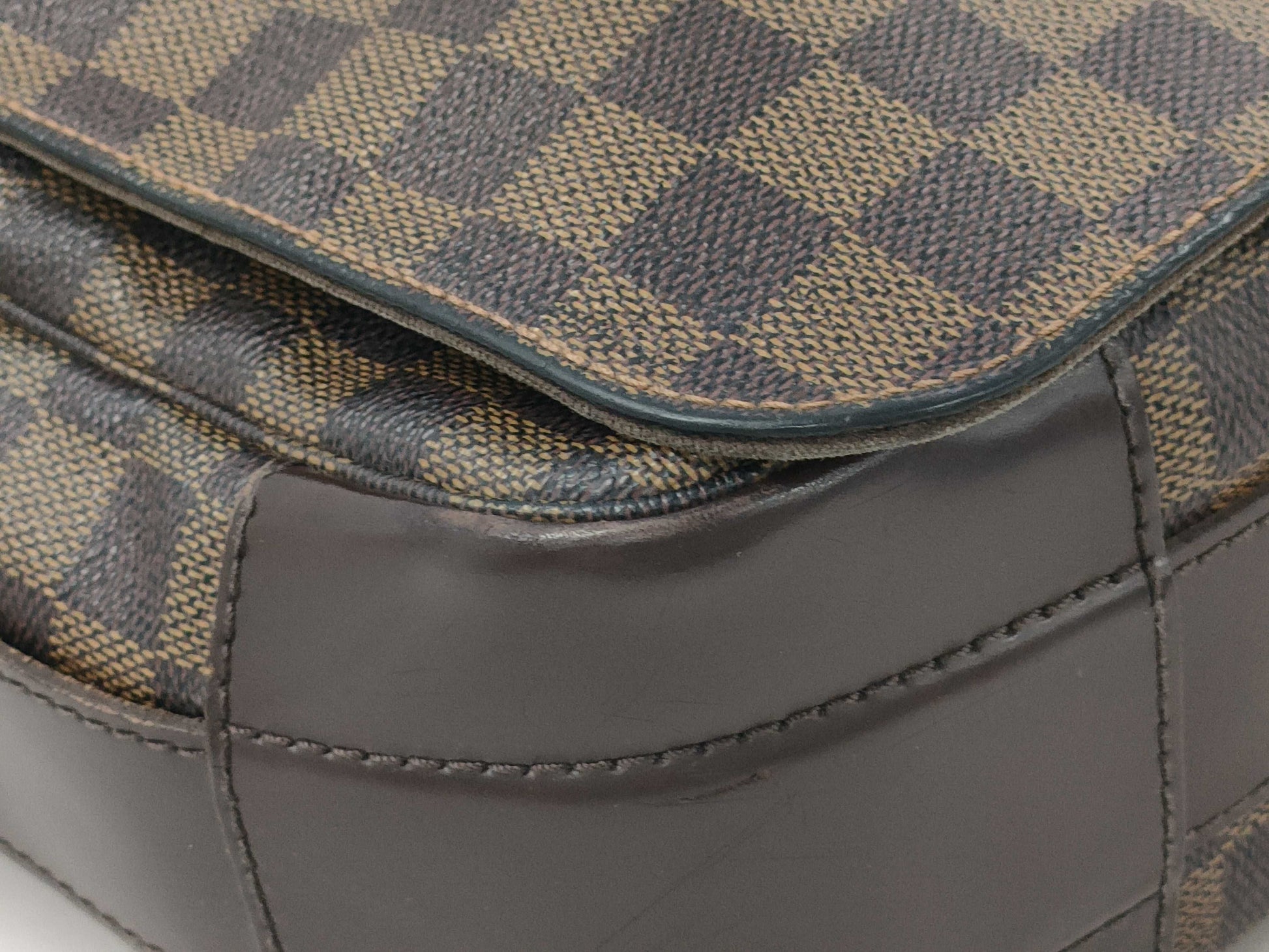 LOUIS VUITTON N45258 Damier Bastille Shoulder Bag