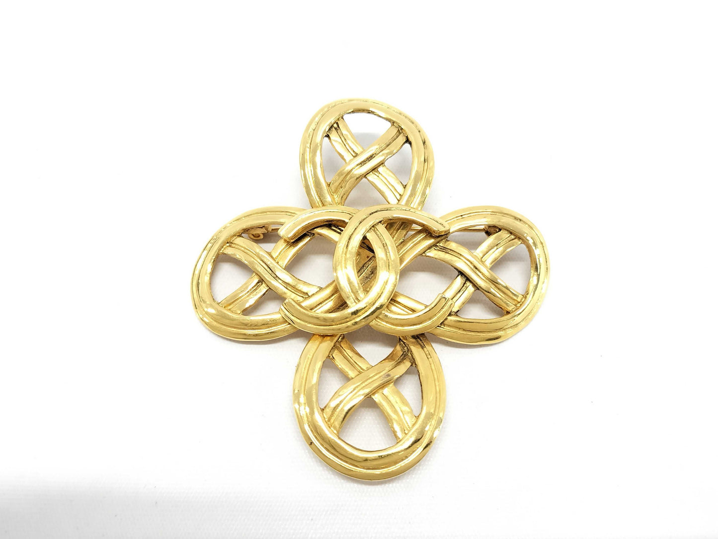 CHANEL Coco Mark Brooch with Rice, Gold, 96P, Women's, Boxed