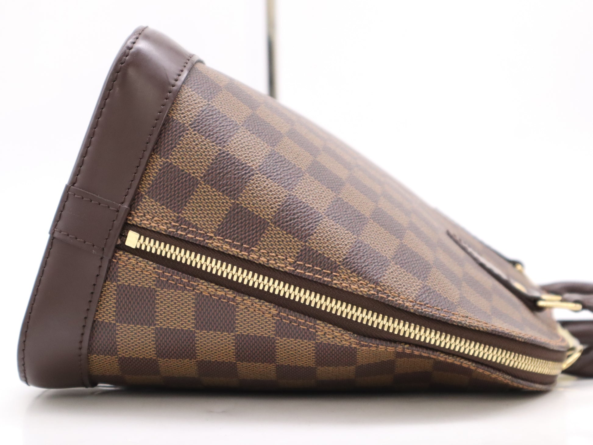 LOUIS VUITTON N51131 Damier Alma Handbag
