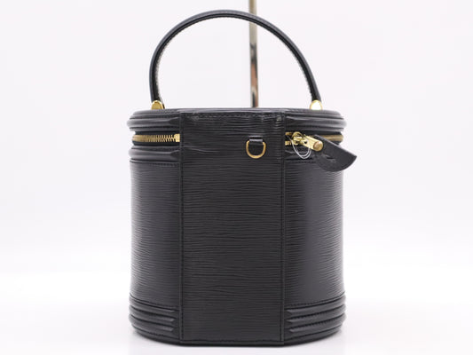 LOUIS VUITTON M48032 Epicanne Noir Handbag