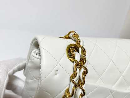 CHANEL W Flap Matrasse White Lambskin Seal Shoulder Bag