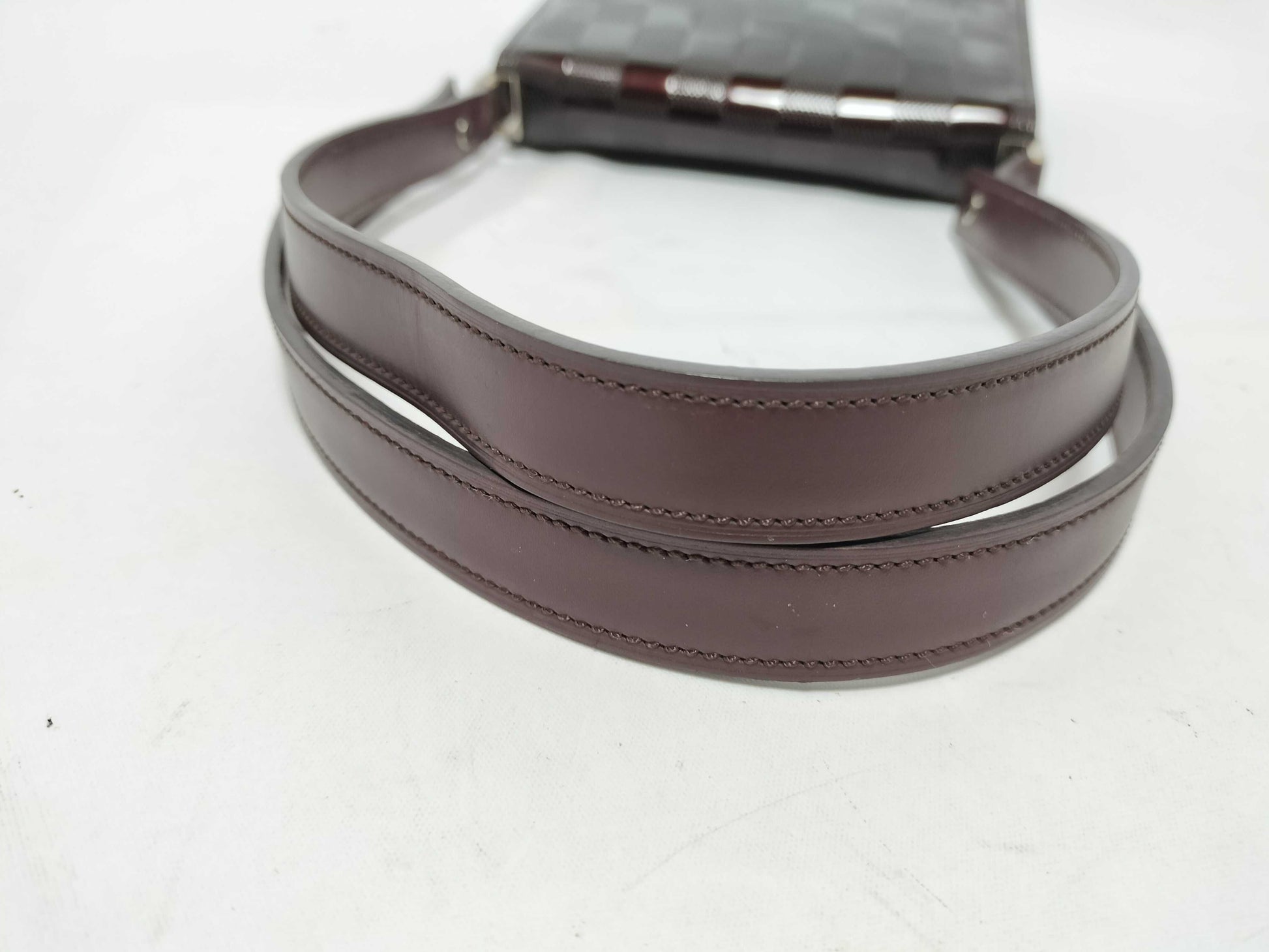 LOUIS VUITTON Damier Vernis Club Bordeaux Shoulder Bag