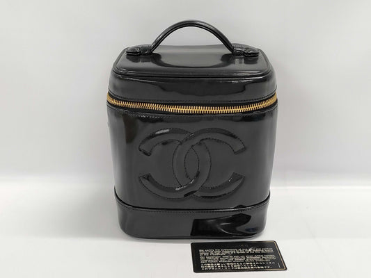 CHANEL Enamel Vanity Bag No. 4