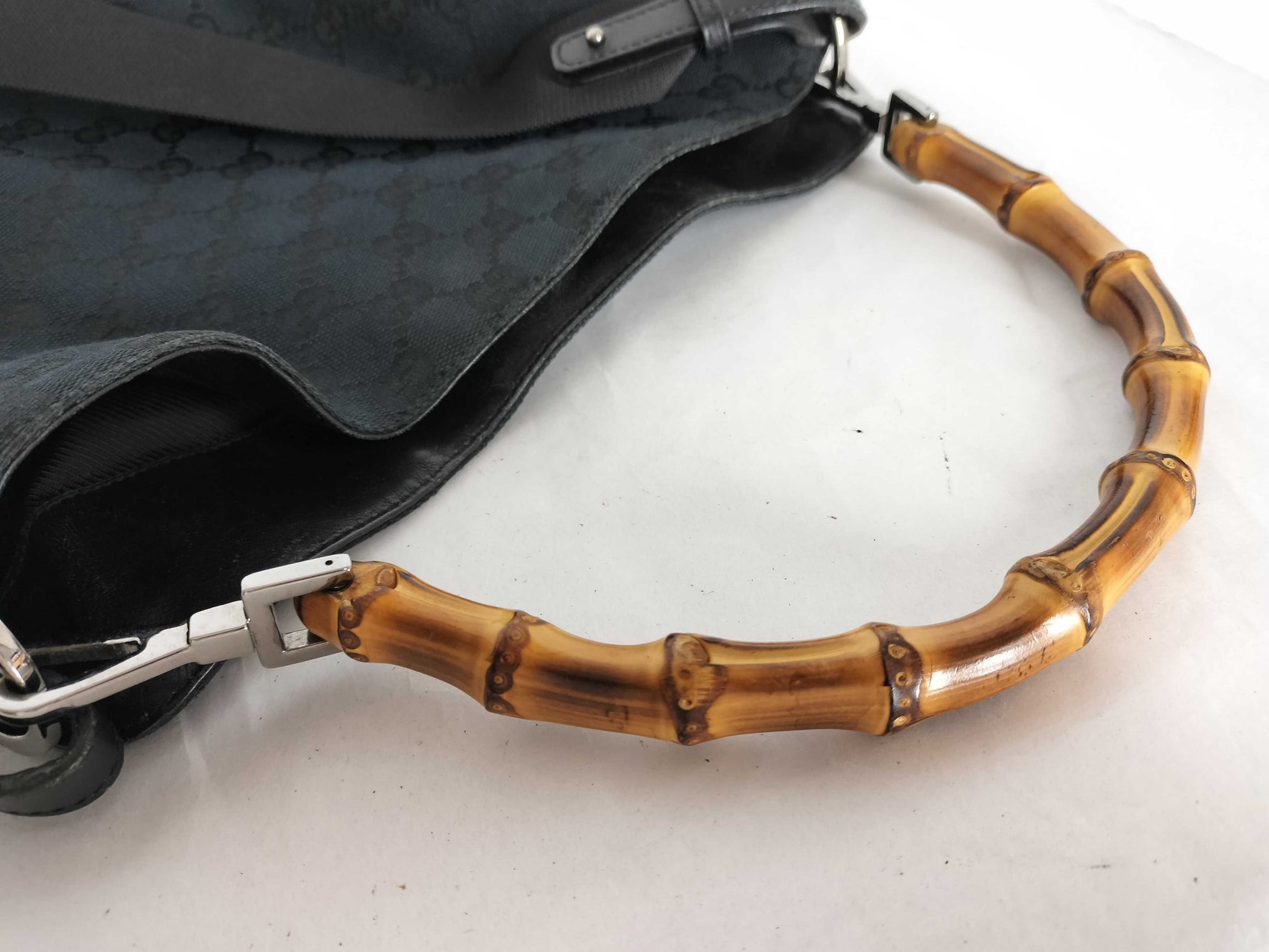 GUCCI GG Canvas Bamboo One-Shoulder Black Shoulder Bag