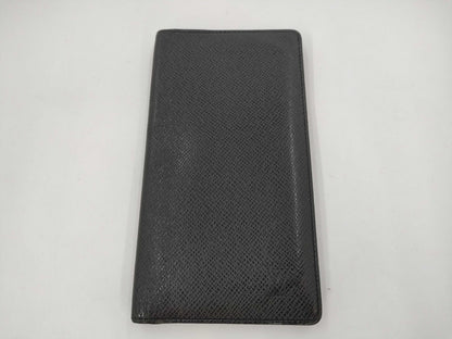 LOUIS VUITTON Taiga Wallet