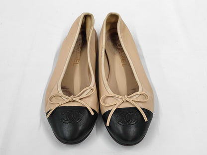 CHANEL Beige 36 Pumps