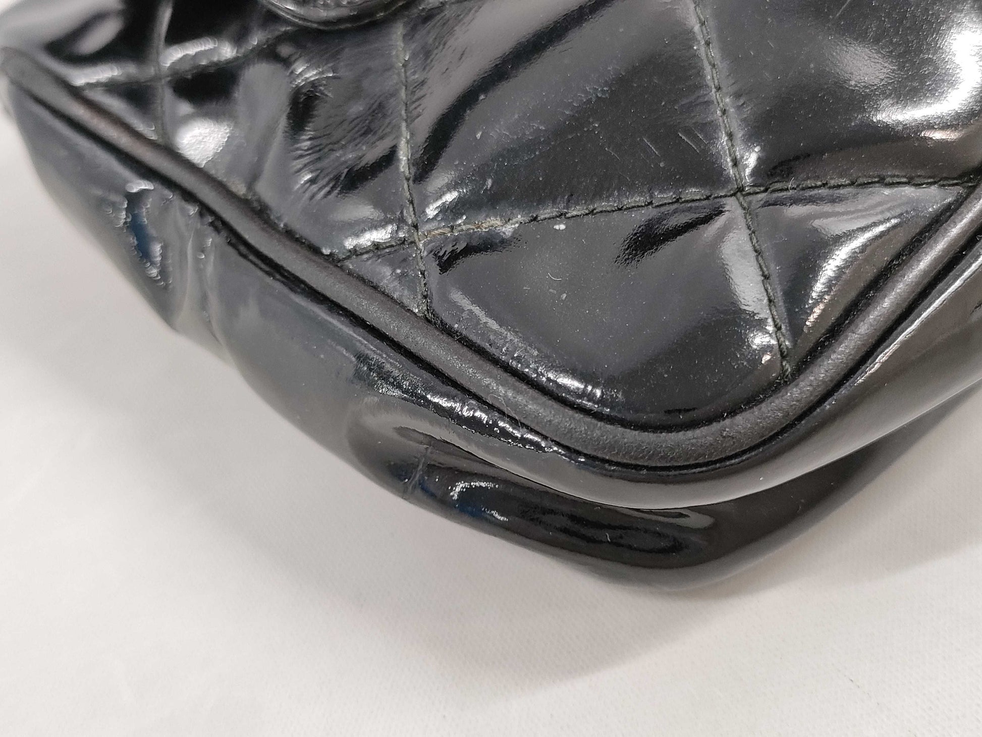 CHANEL CHANEL Matelasse Enamel Patent Leather Waist Bag with Seal