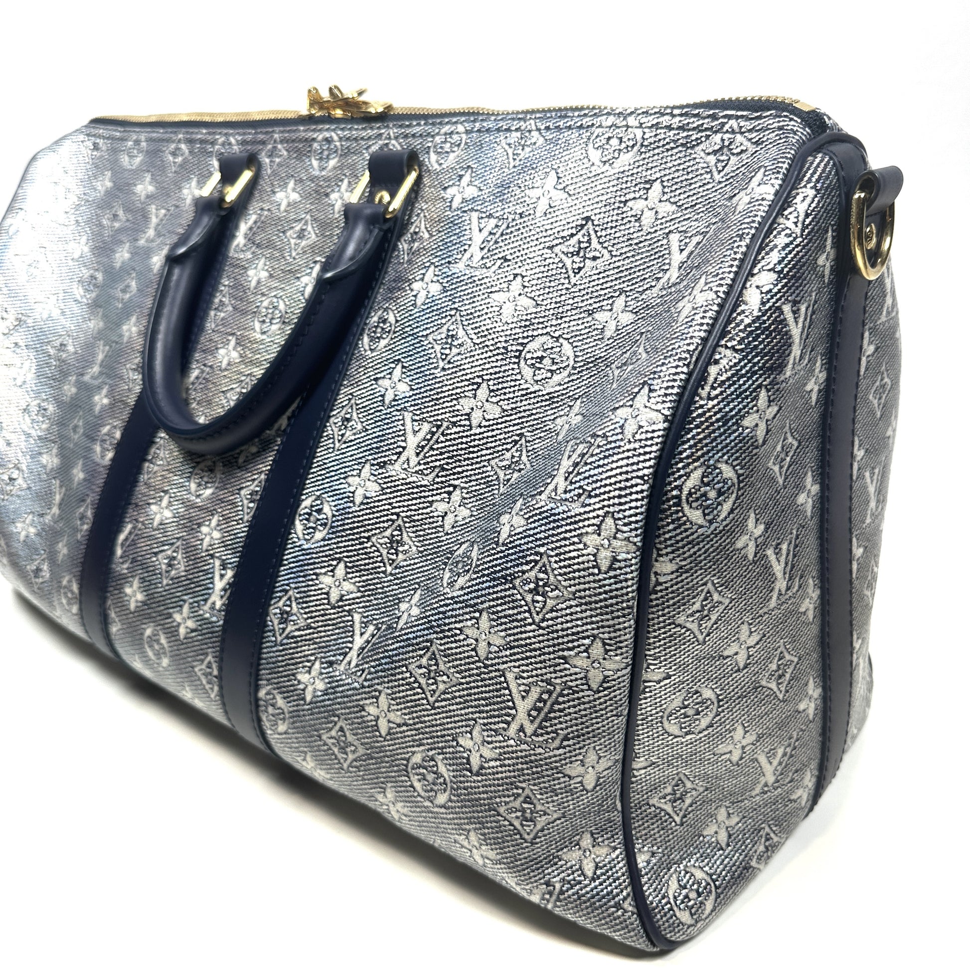 LOUIS VUITTON Lamé Keepall Bandouliere 45 Shoulder Bag/Handbag Monogram Laminated Jacquard M22923 Boston Bag