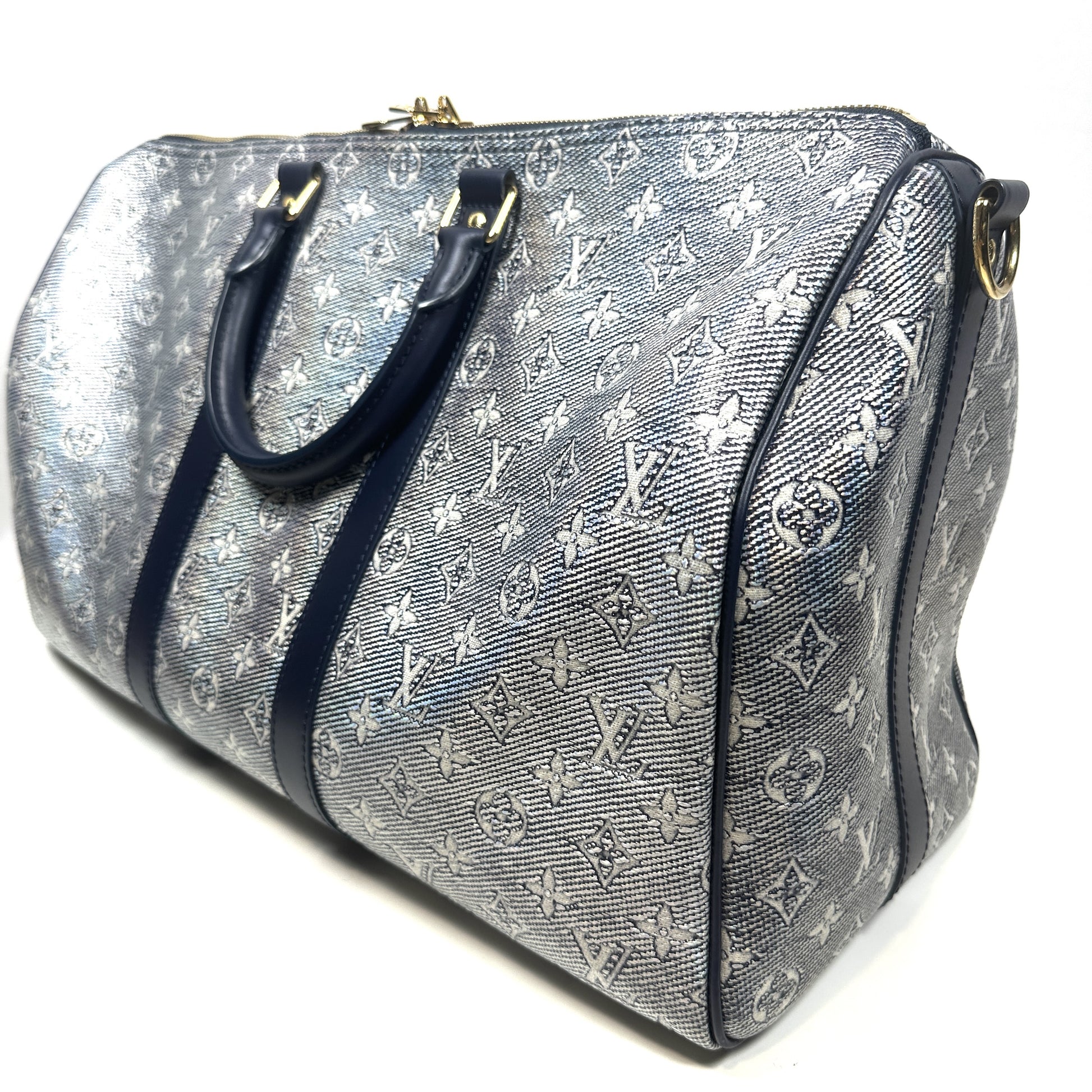 LOUIS VUITTON Lamé Keepall Bandouliere 45 Shoulder Bag/Handbag Monogram Laminated Jacquard M22923 Boston Bag