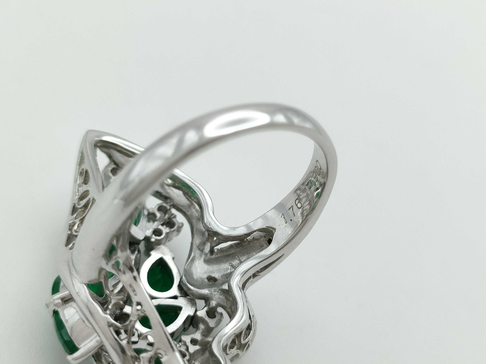 E1.76ct D0.24ct PT900 13.8g Ring 
