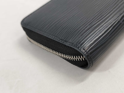 LOUIS VUITTON Epi Zippy Coin Purse Wallet