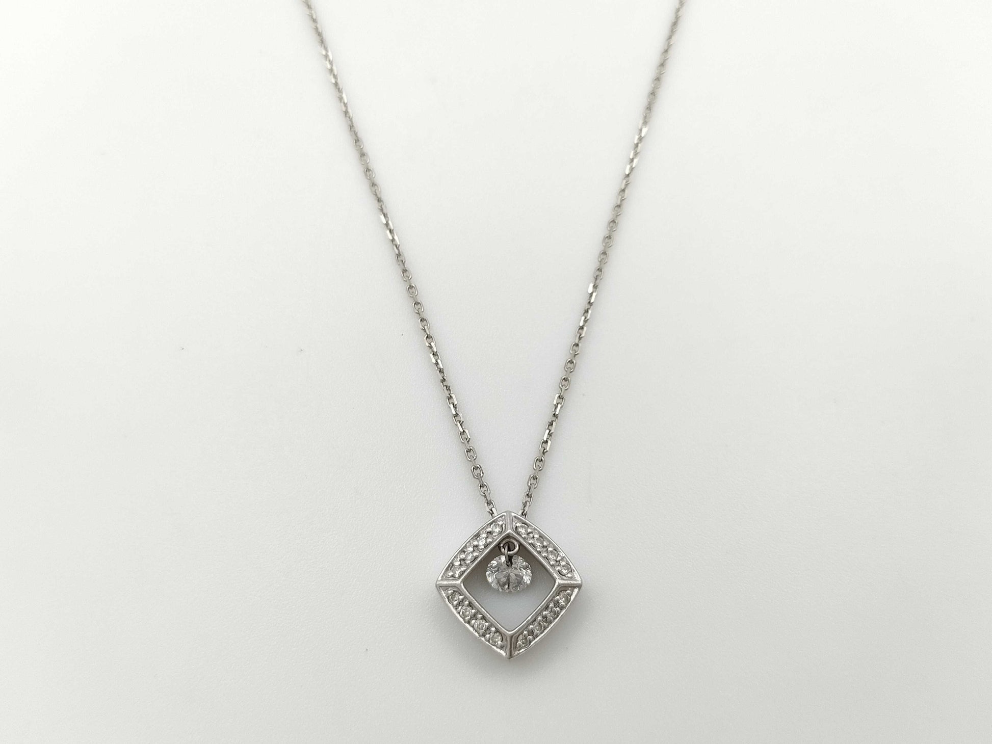 D0.30ct FD0.12ct PT900/850 5.6g Necklace 