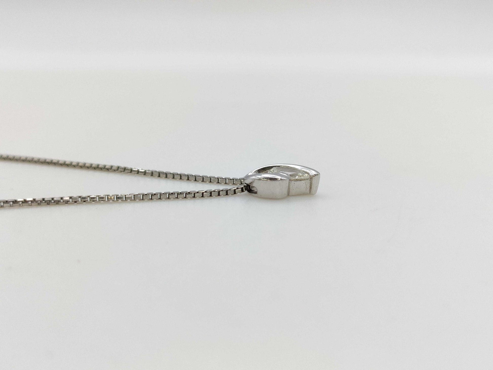 D0.32ct PT900/PT850 5.5g Necklace 
