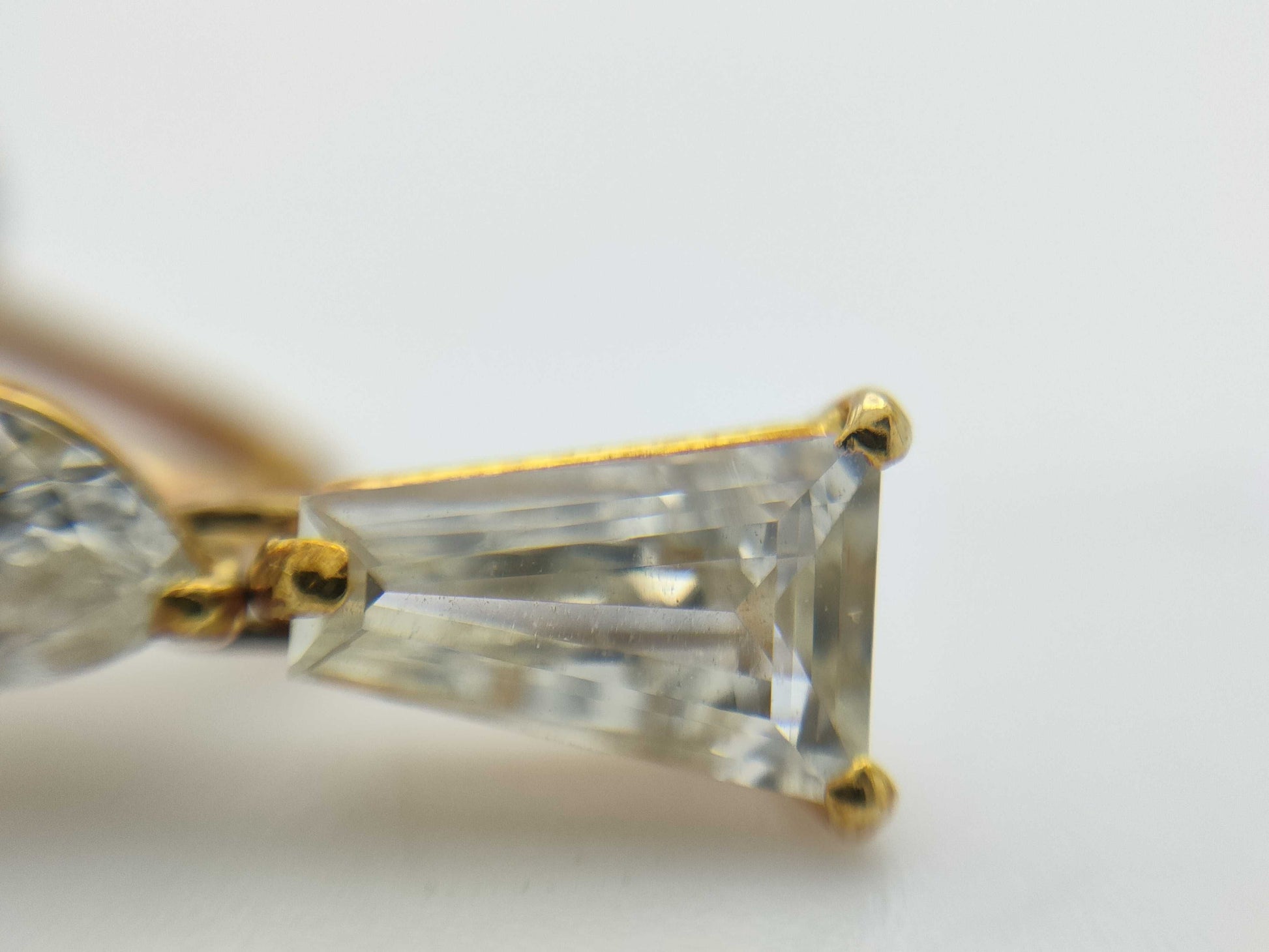 D1.25/1.30ct K18 5.3g Earrings 