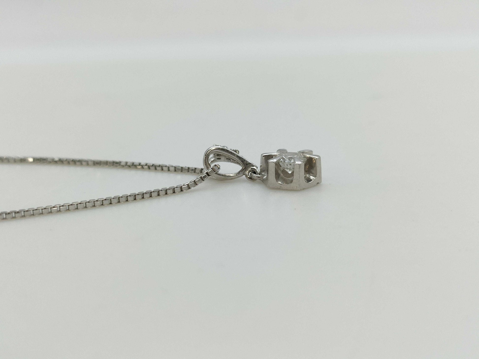 D0.392ct FD0.03ct PT900 6.2g Necklace 