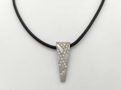 D0.50ct PT900/K18WG 9.0g Necklace 