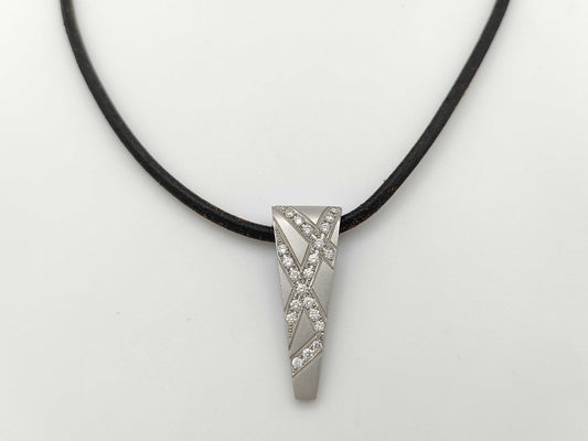 D0.50ct PT900/K18WG 9.0g Necklace 