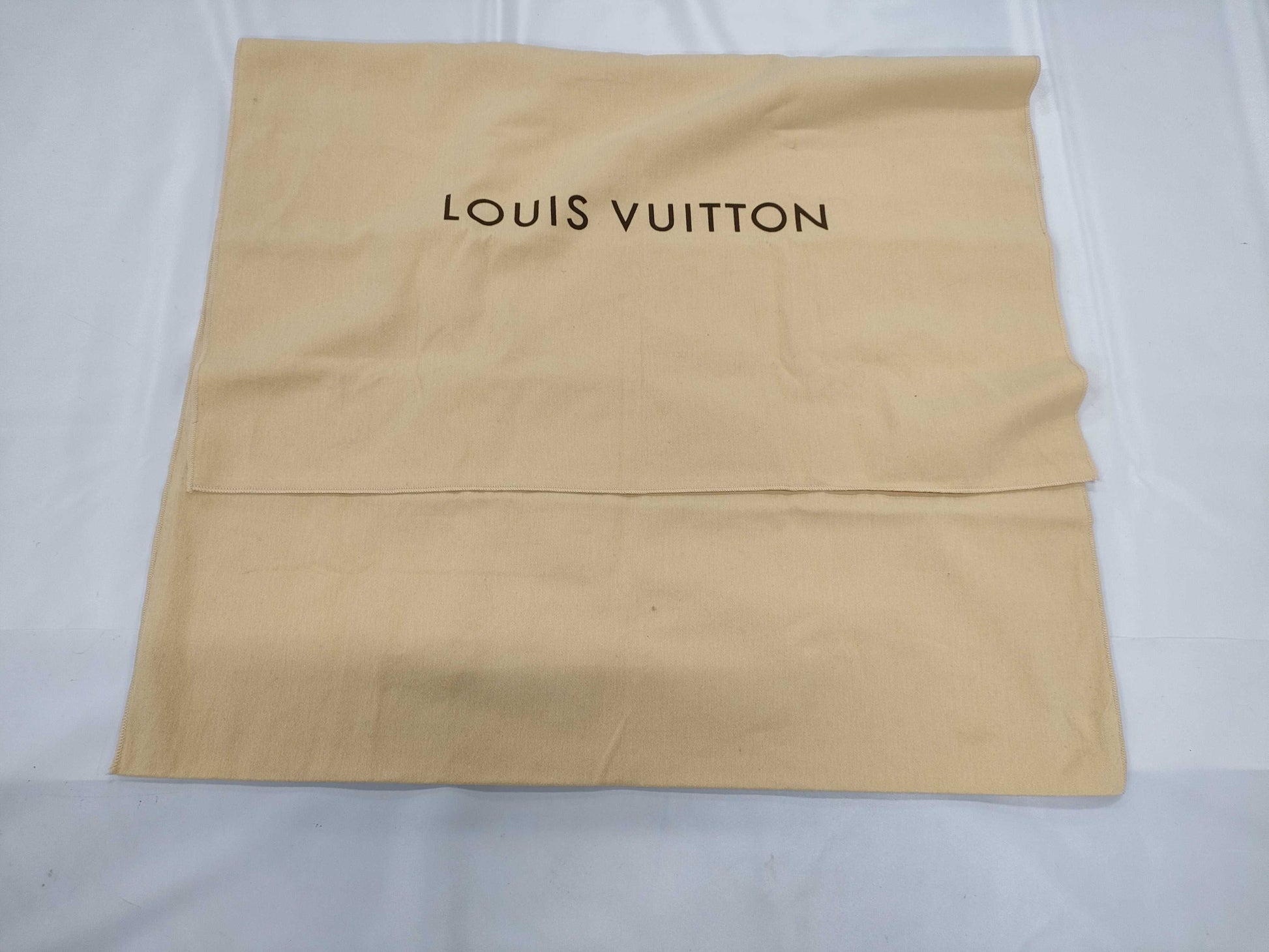 LOUIS VUITTON 15 Dust Bags 