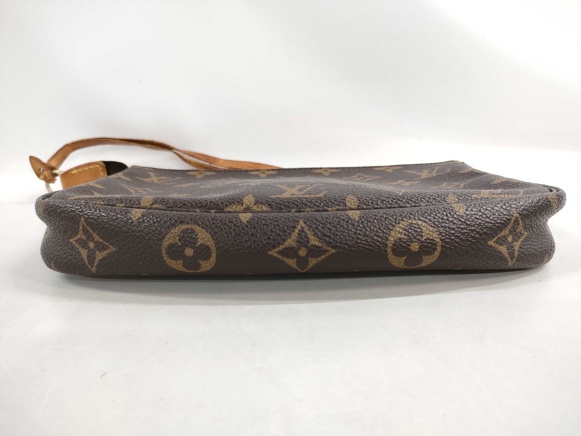 LOUIS VUITTON Monogram Accessoires AR0969 Pouch