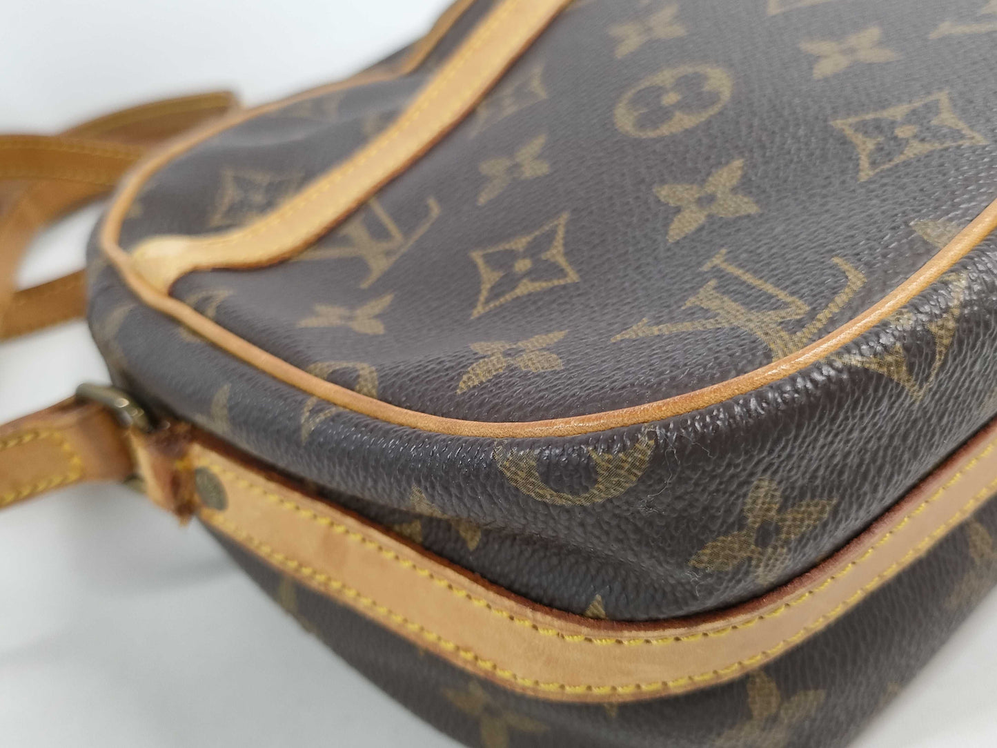LOUIS VUITTON Monogram Blois Shoulder Bag TH0992