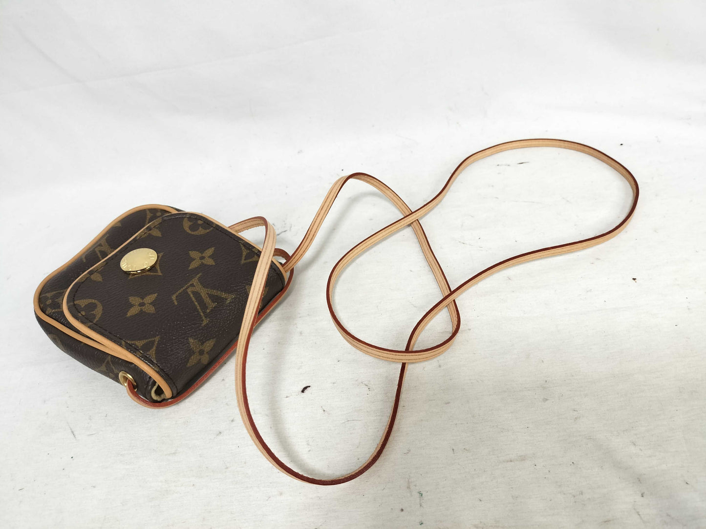LOUIS VUITTON Monogram Cancun Pouch Shoulder Bag M60018