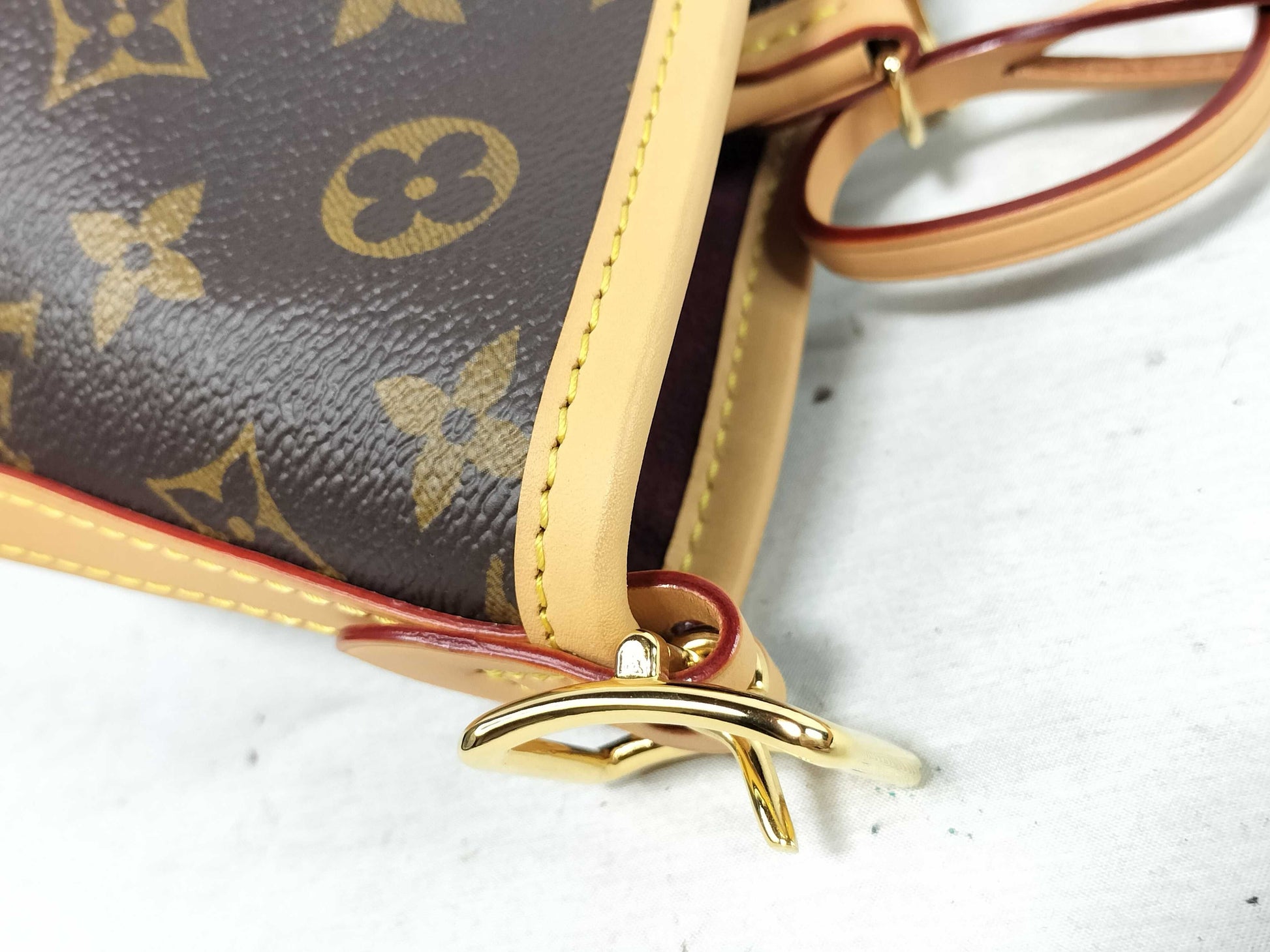 LOUIS VUITTON Monogram Carryall M46203 Shoulder Bag with Pouch
