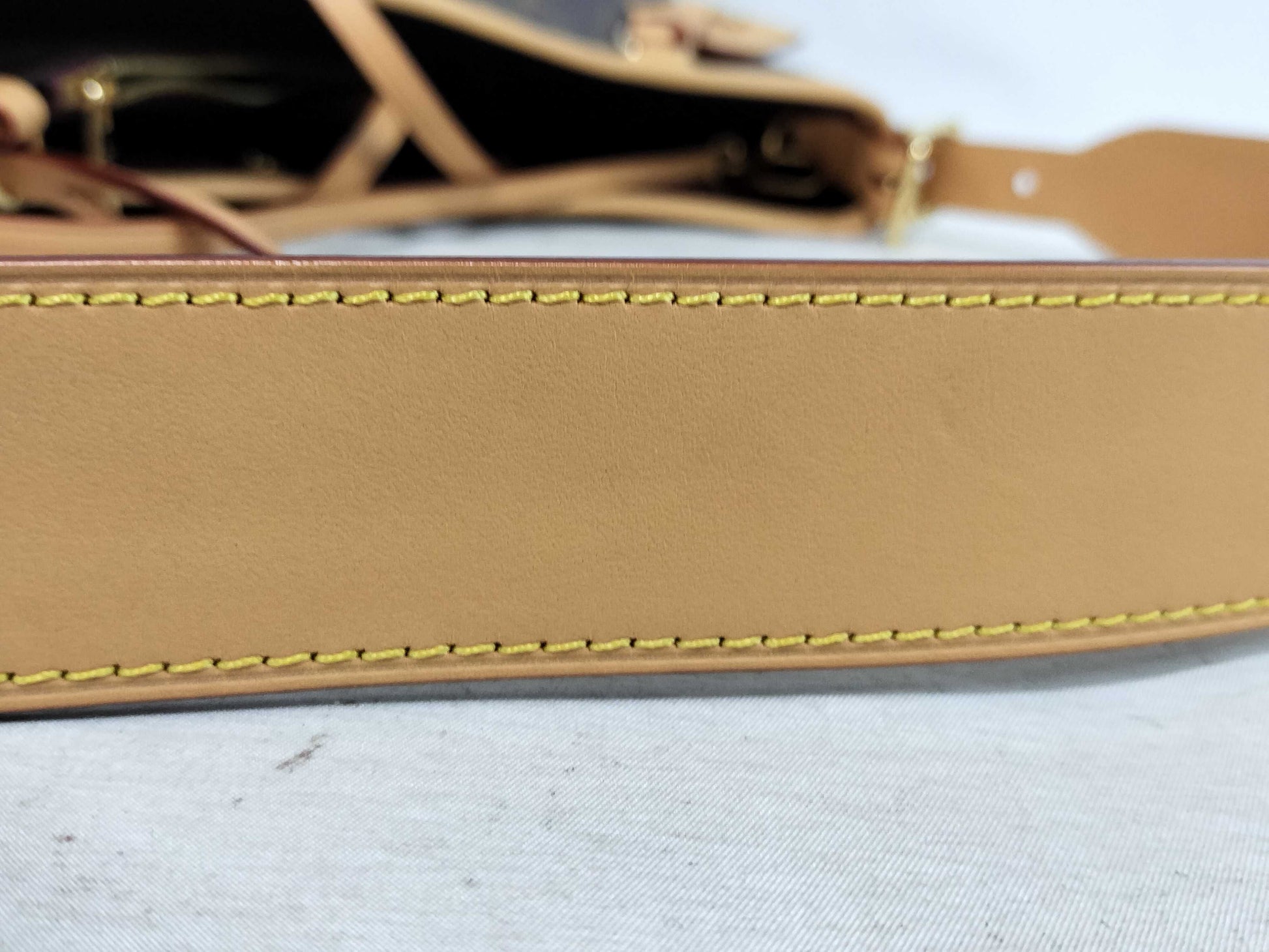 LOUIS VUITTON Monogram Carryall M46203 Shoulder Bag with Pouch