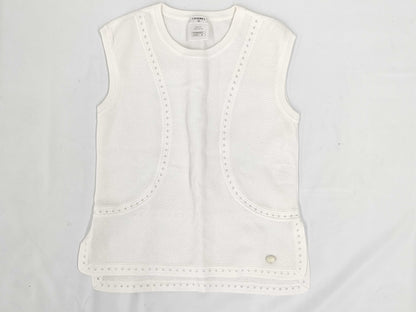 CHANEL White 12A Vest