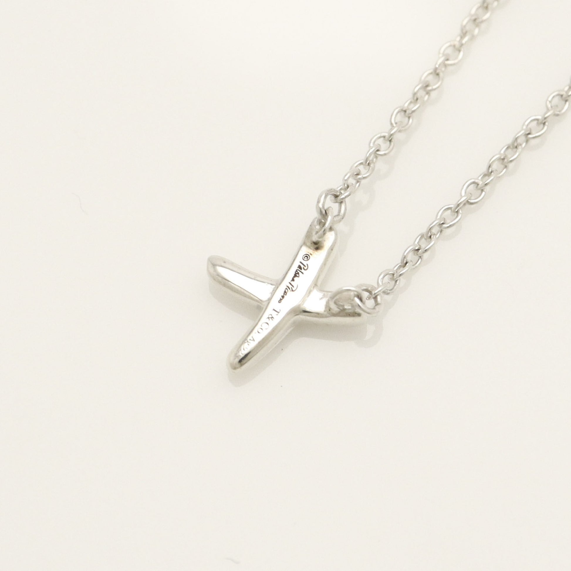 Tiffany & Co. Mini Kiss Cross Paloma Picasso Necklace in 925 Sterling Silver, 12.7g