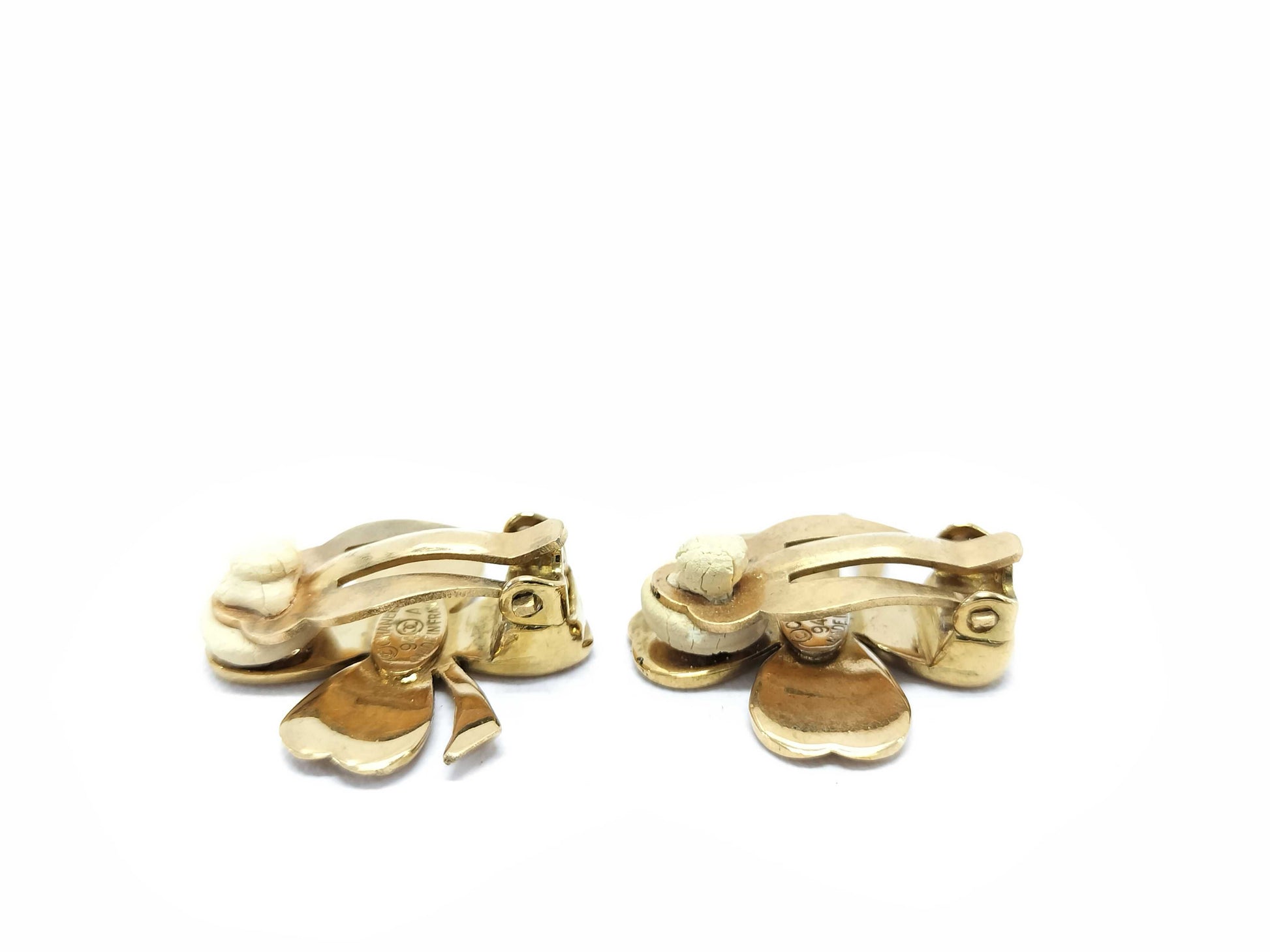 CHANEL CHANEL Earrings 94A Clover Gold Earrings
